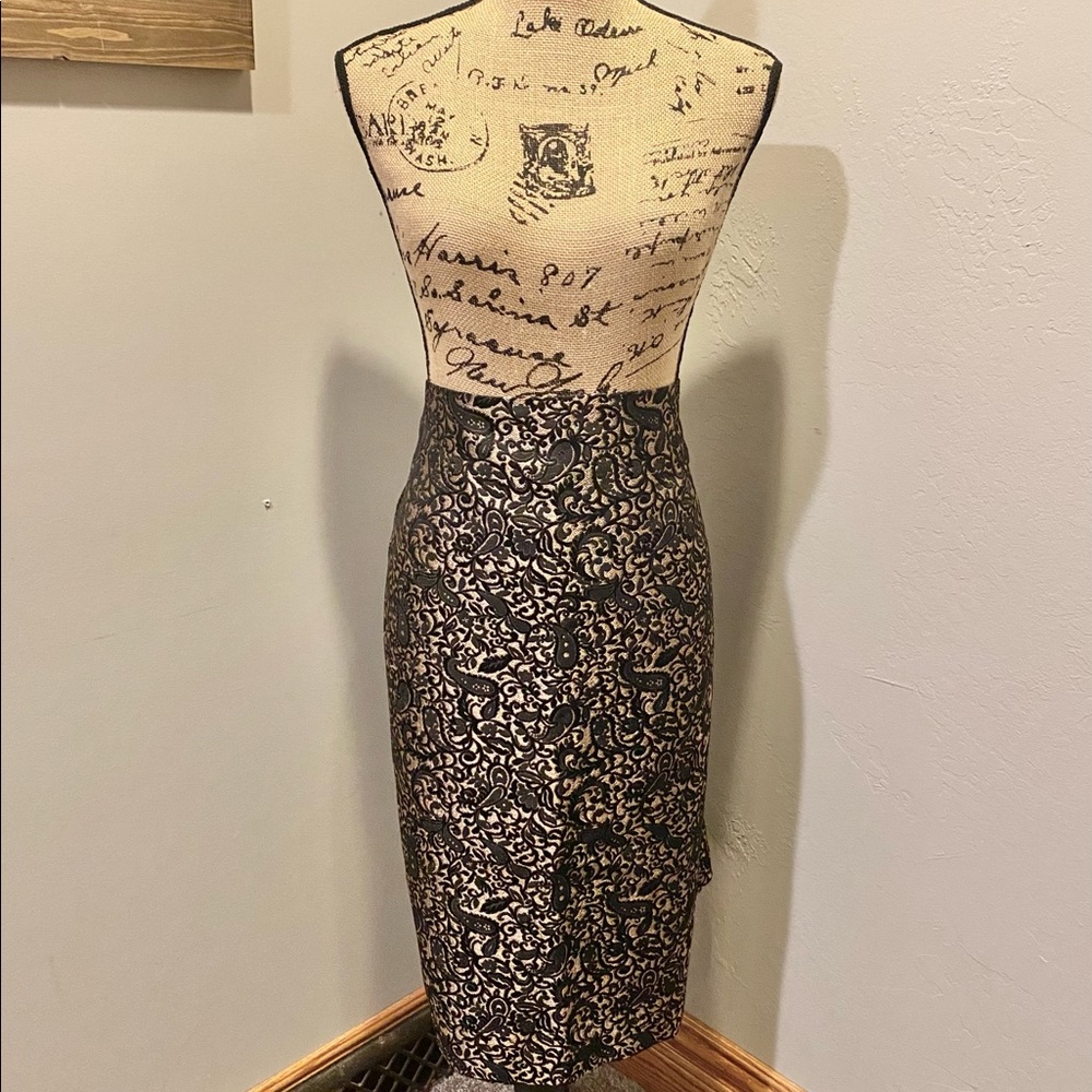 Worthington Black & Nude Paisley Lace Pattern Pencil Skirt Size 14